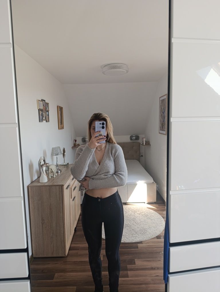 Spodnie wysoki stan lśniące woskowane czarne 14 15 XS s nowe