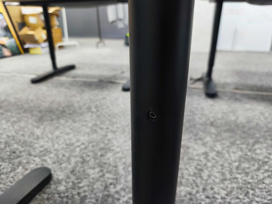 Biurko Stół regulowany IKEA Bekant