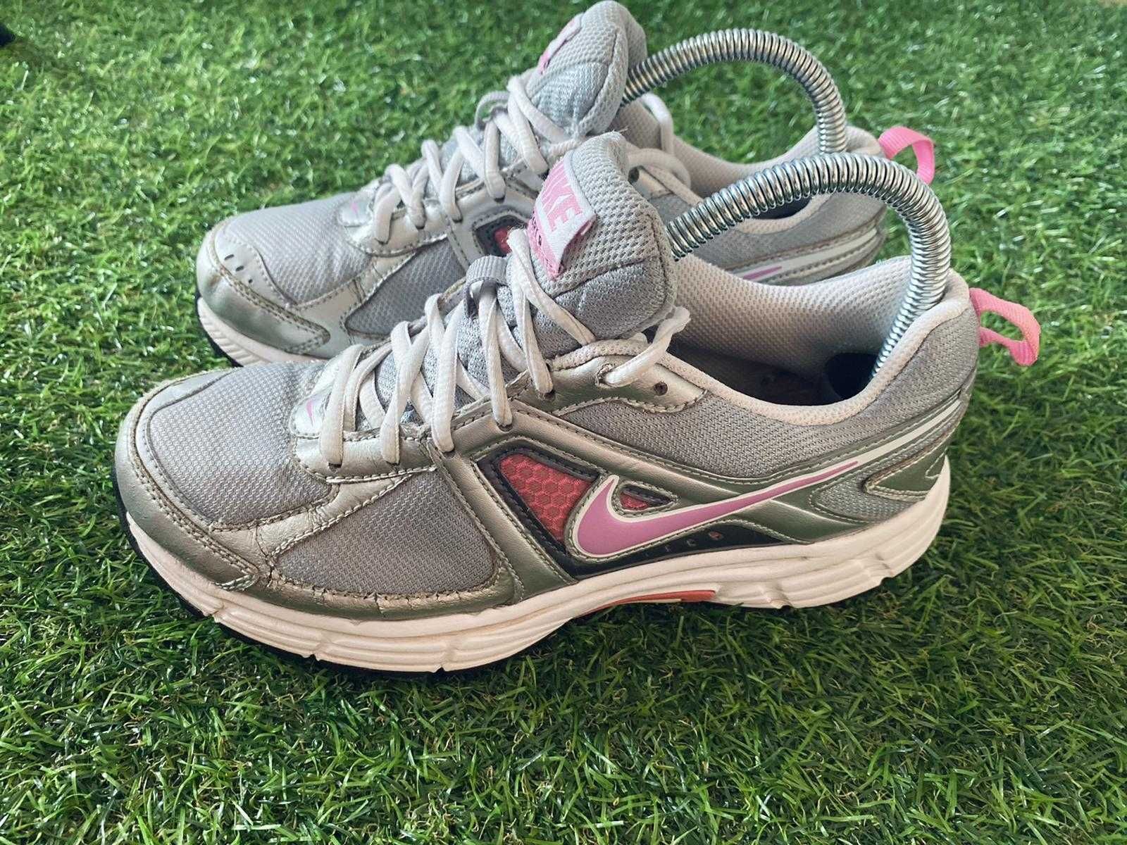 Nike Dart 9 mom shoes, vintage rozmiar 38, 24cm