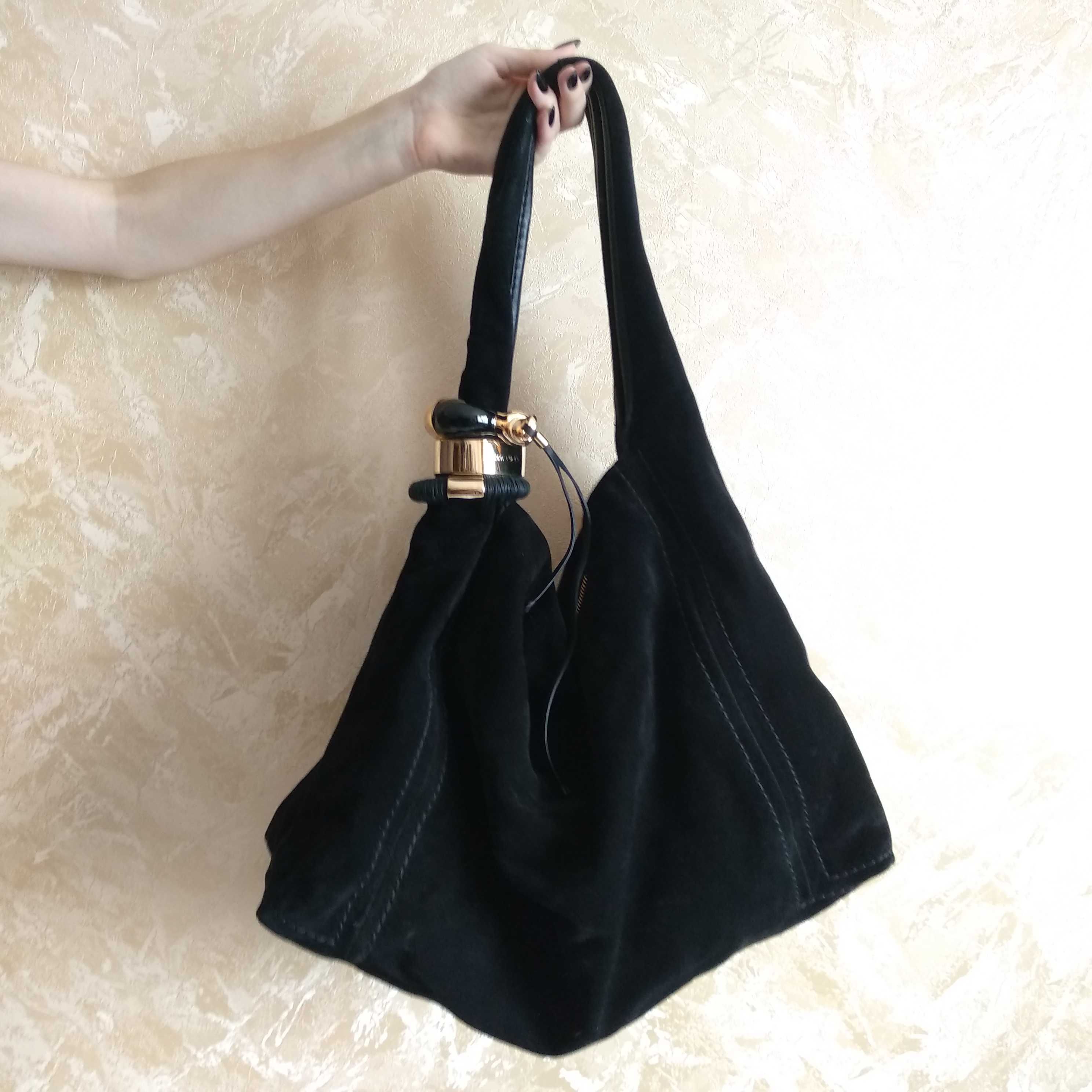 Сумка Jimmy Choo Black Suede Saba Hobo Bag