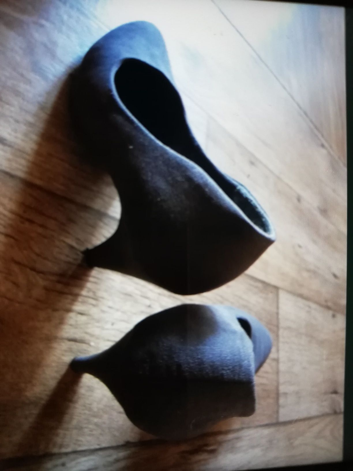 Buty damskie zamszowe rozm 41-20zl