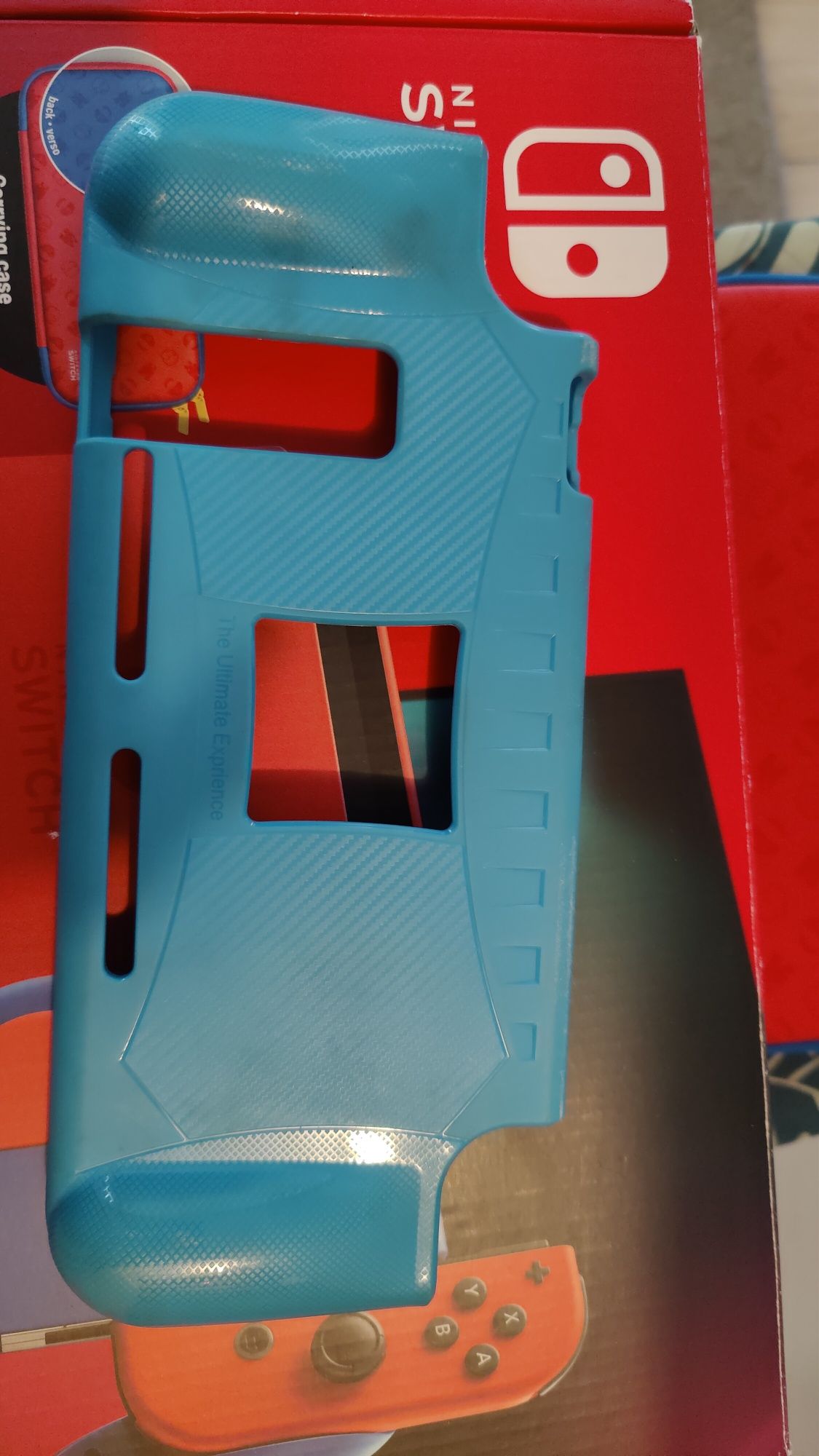 Nintendo switch коллекционная версия. Плюс игра Zelda.
