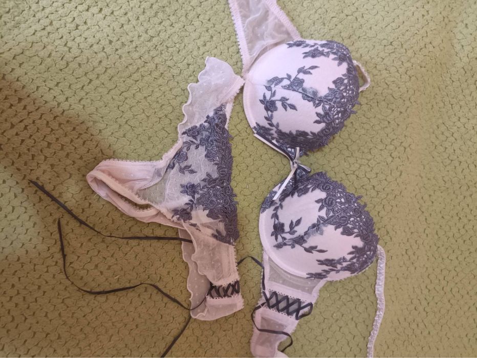 Бюстгальтер чашка Е. Корсет