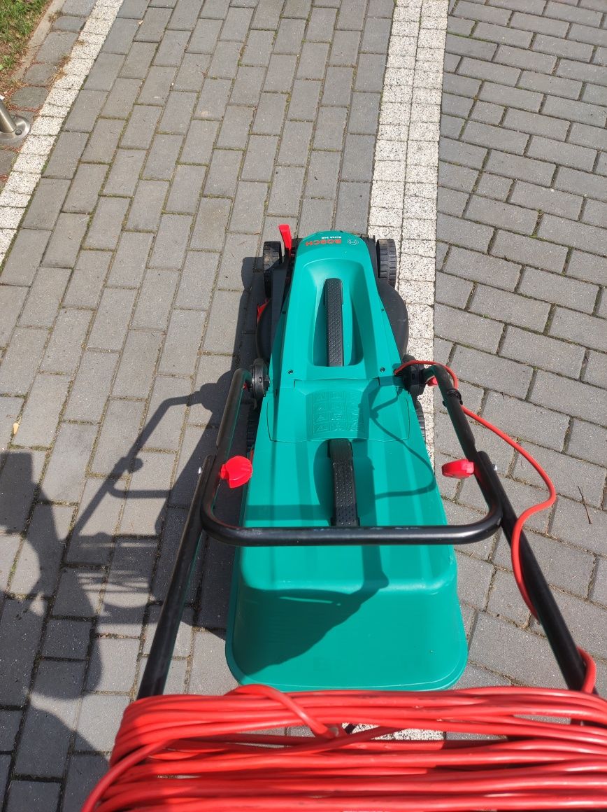 Kosiarka elektryczna rotacyjna Bosch Rotak 34R 1300W 34 cm Polecam