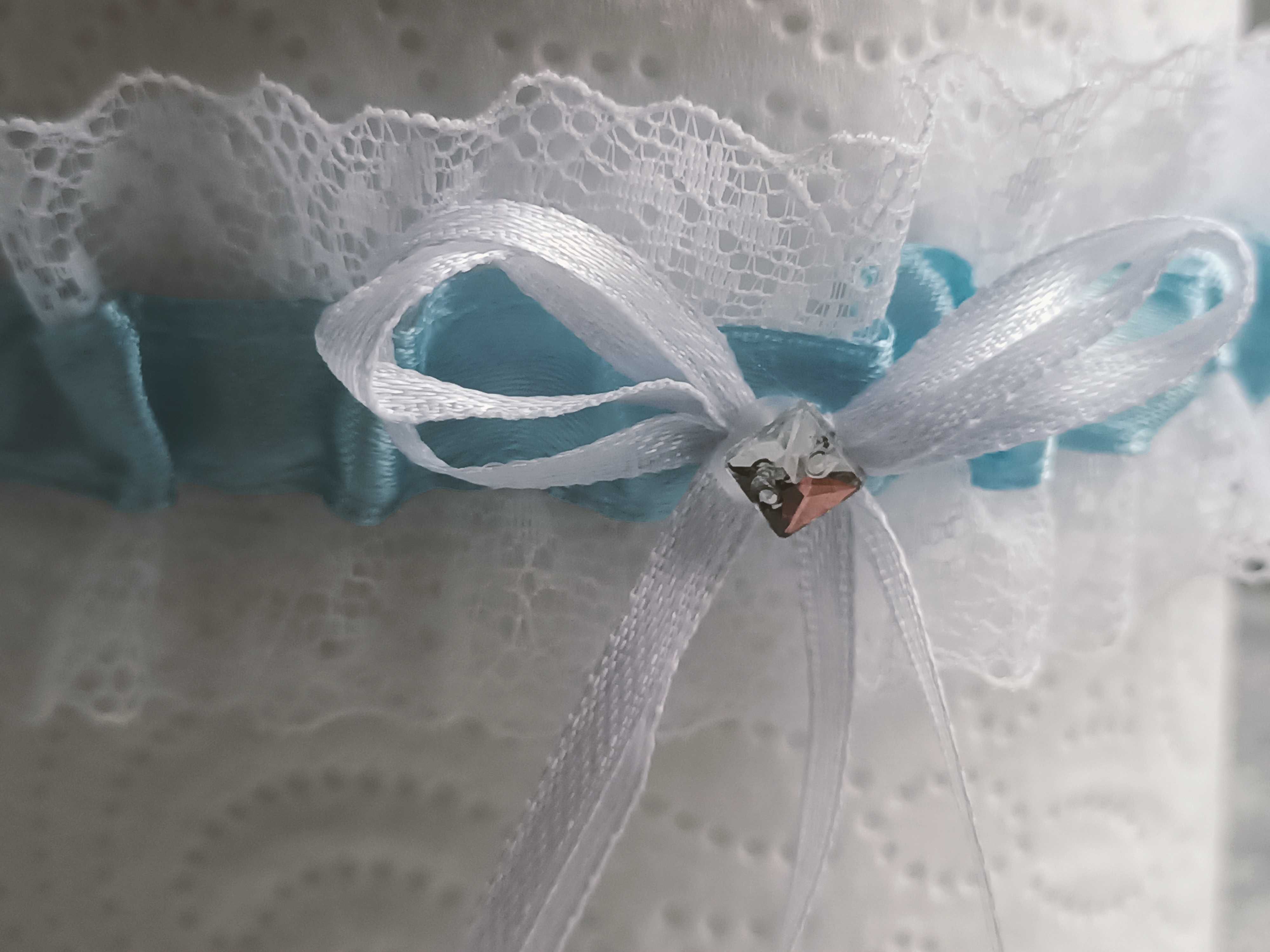 Podwiązka pw-27 koronkowa koronka biało niebieska ślubna