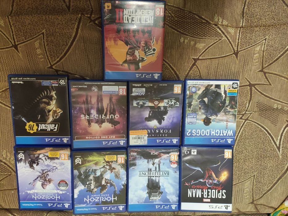 Игры на дисках: Spider man Horizon Destiny Rdr 2 Ps 4