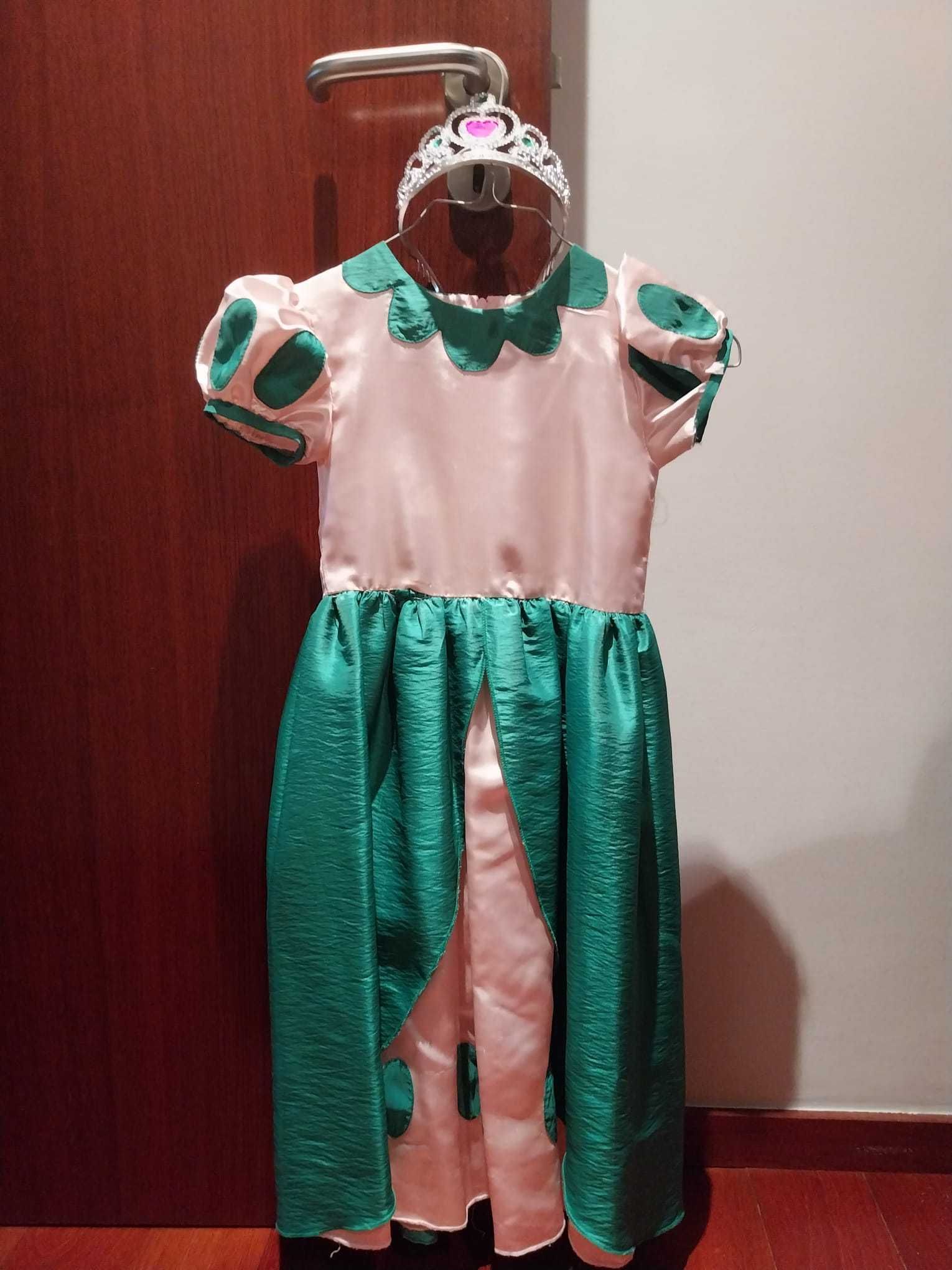 Vestido de princesa para criança - 5 anos