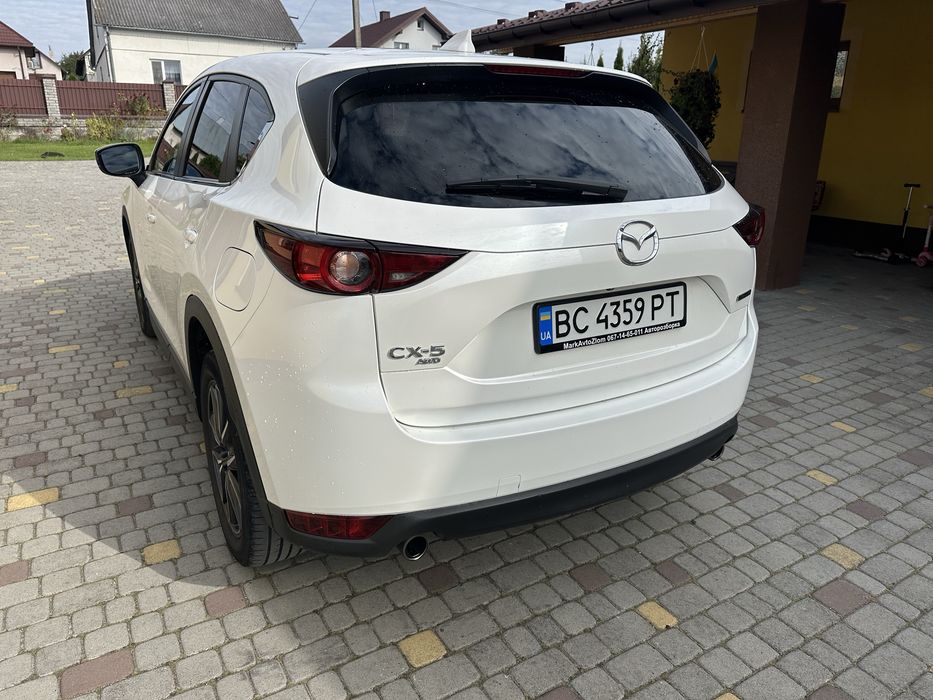 Продам авто мазда сх5 2020 року бензин 2.5