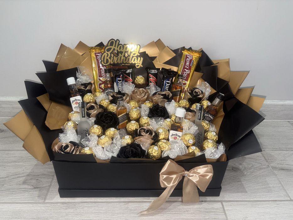 Wieczne róże ze wstążki satynowej