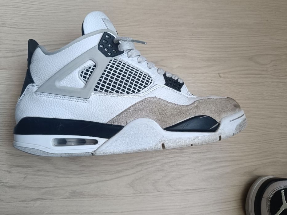 Jordan 4 Military Black