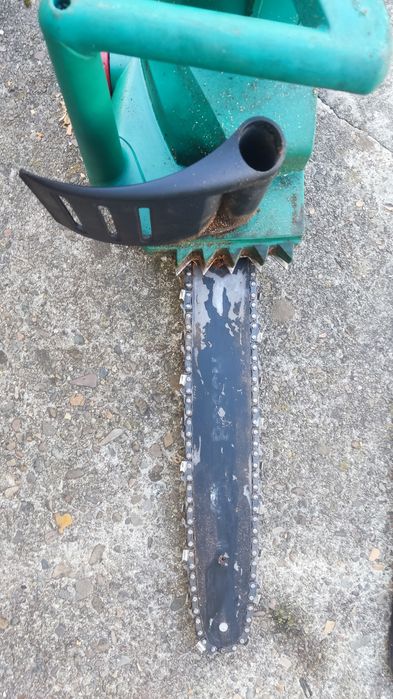 Електрична ланцюгова пилка Bosch AKE 35S