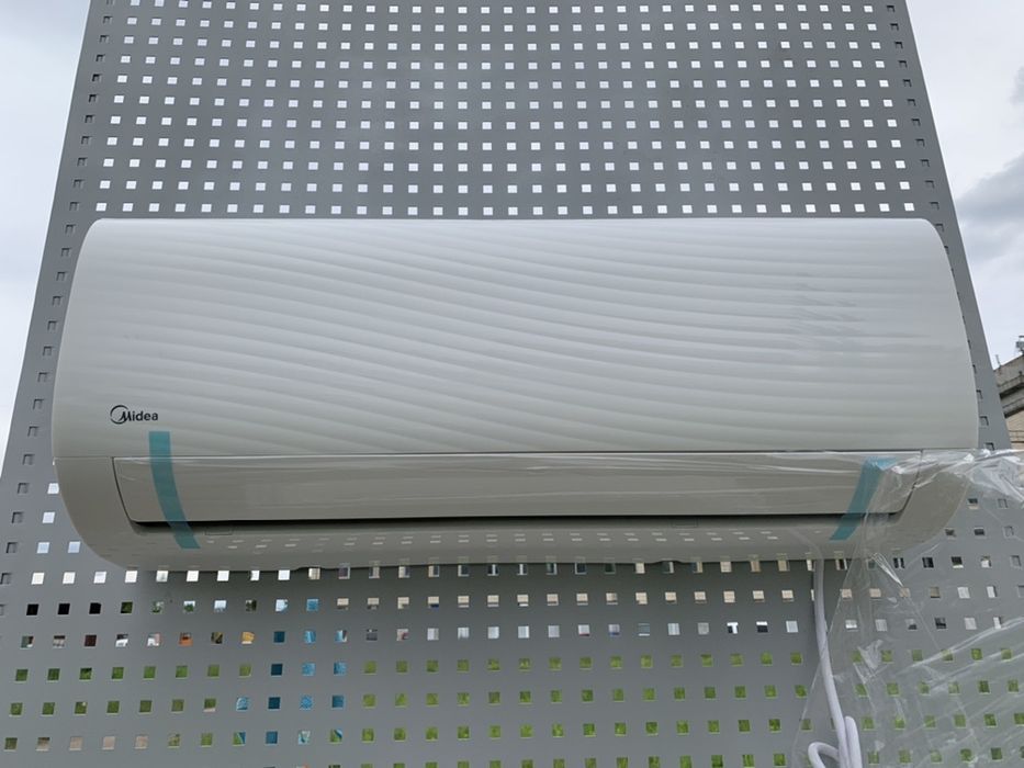 Кондиціонер настінний НОВИЙ не Б/У інвертор Midea 7 до 23 м2 монтаж