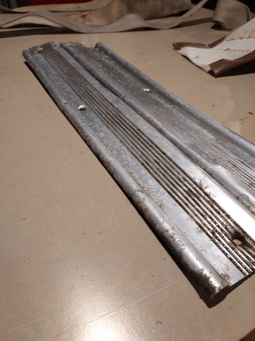 Listwy progowe aluminiowe fiat 125p