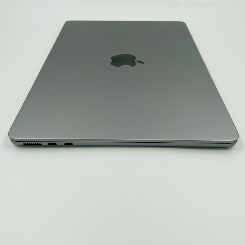 Apple Macbook Air 13.6 2022 M2 8GB RAM 256GB SSD IL4773