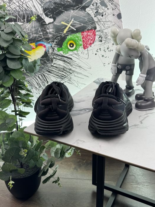 Кросівки Hoka Bondi 8 45 розмір Е6913