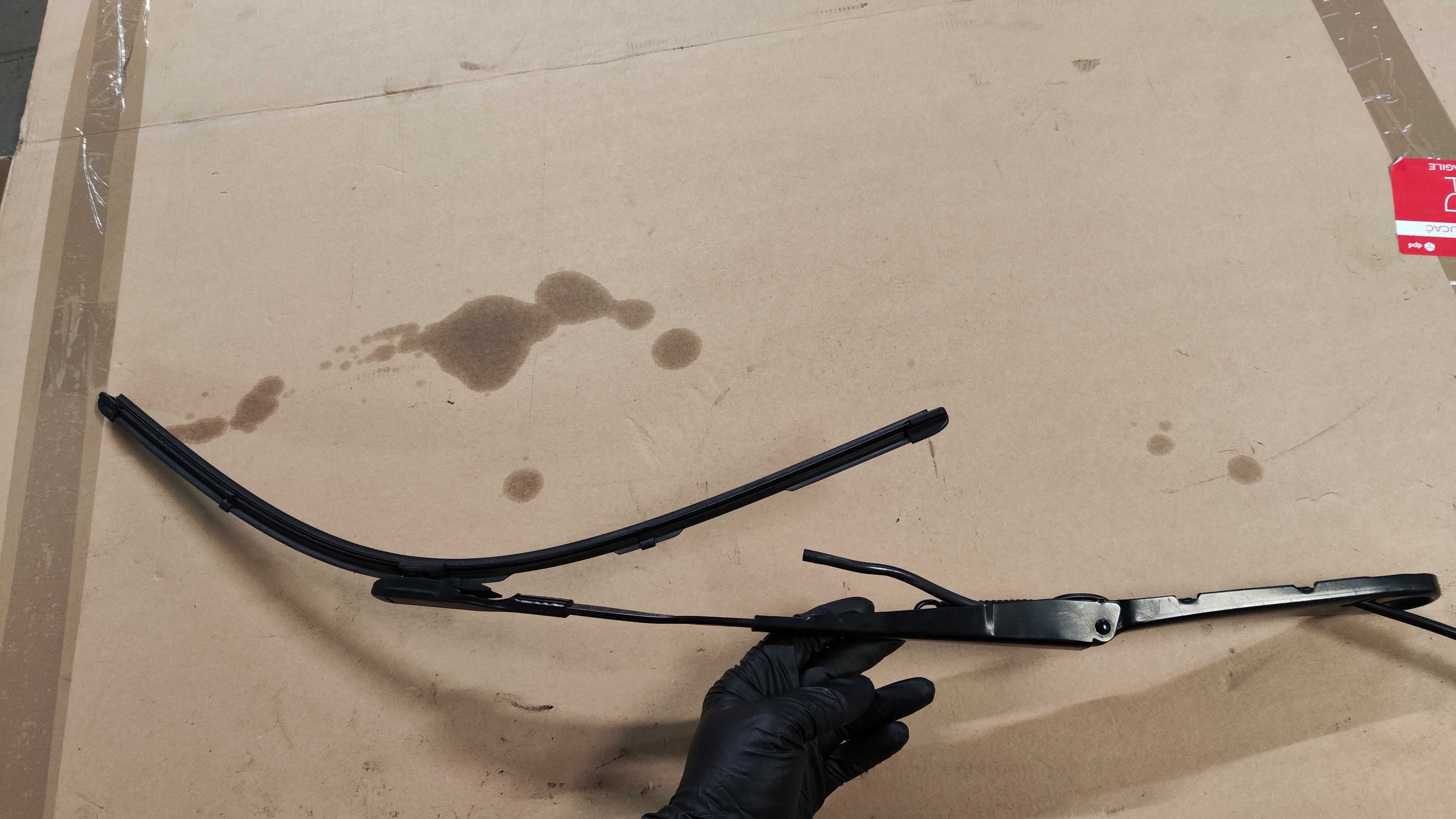 ramie wycieraczki BMW G20 lewe