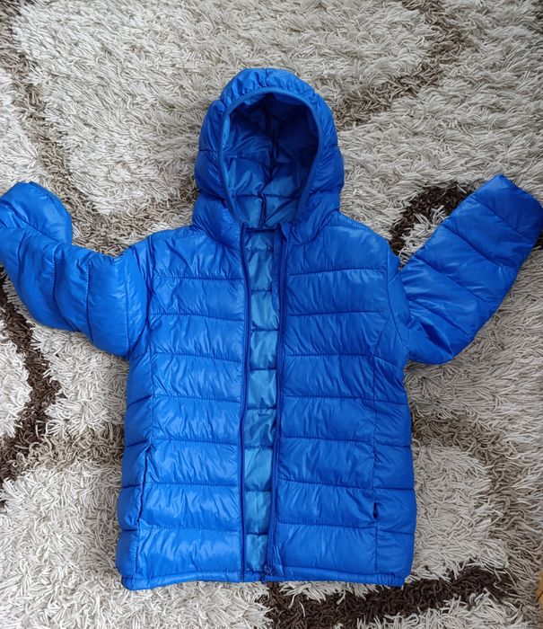 Осінньо-весняна дитяча куртка на 7-8 років