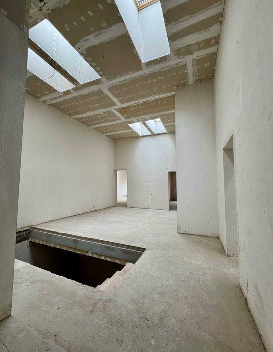 Продам дворівневий пентхаус з терасою у ЖК "Чайка"