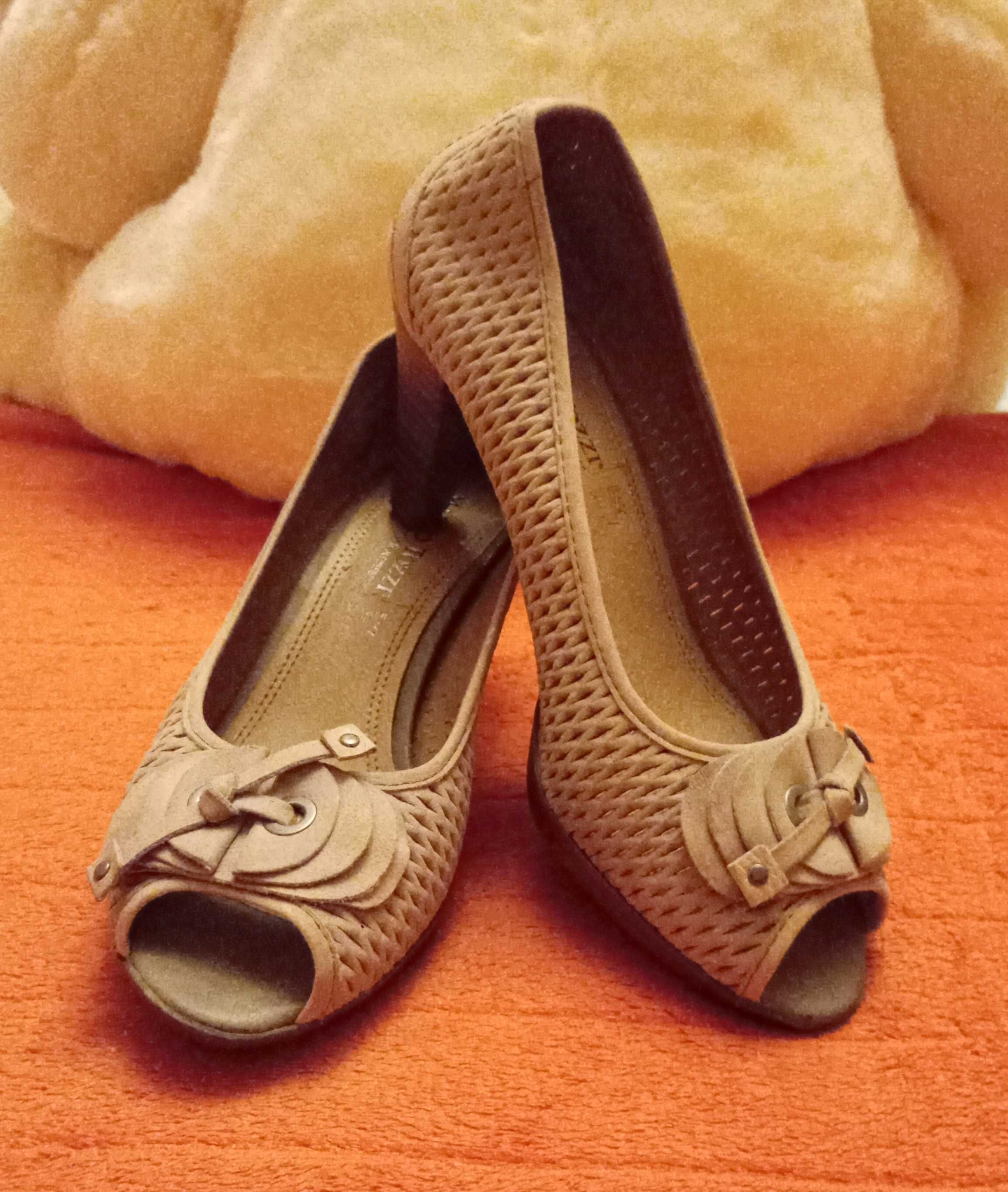 czółenka buty damskie obcas słupek r. 37 wkładane pantofle