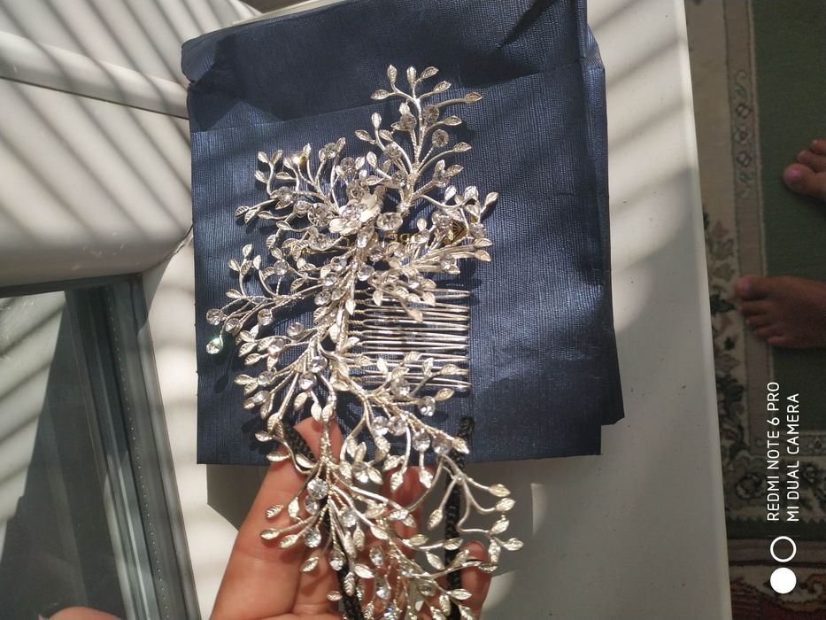 Деодема на гребне