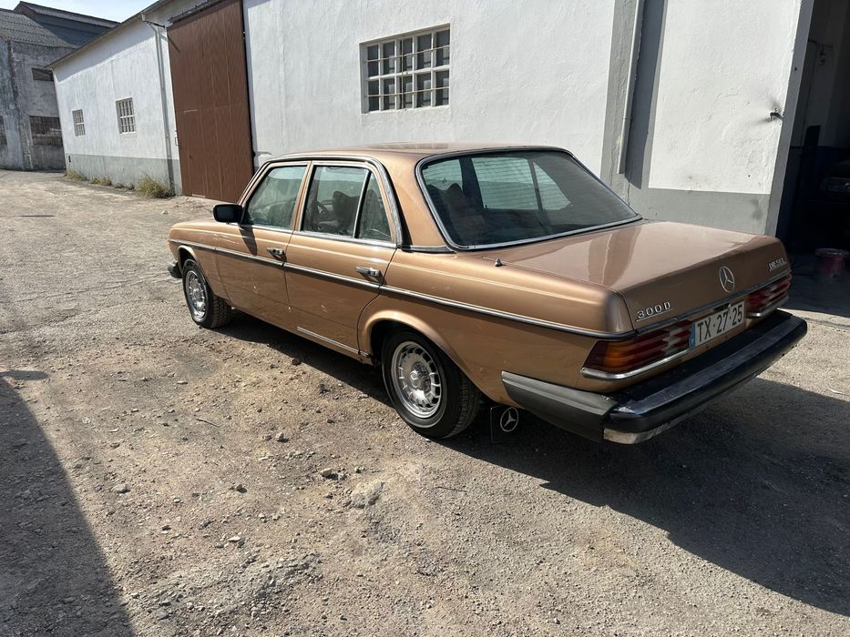 Mercedes w123 300D versao Americano 1977