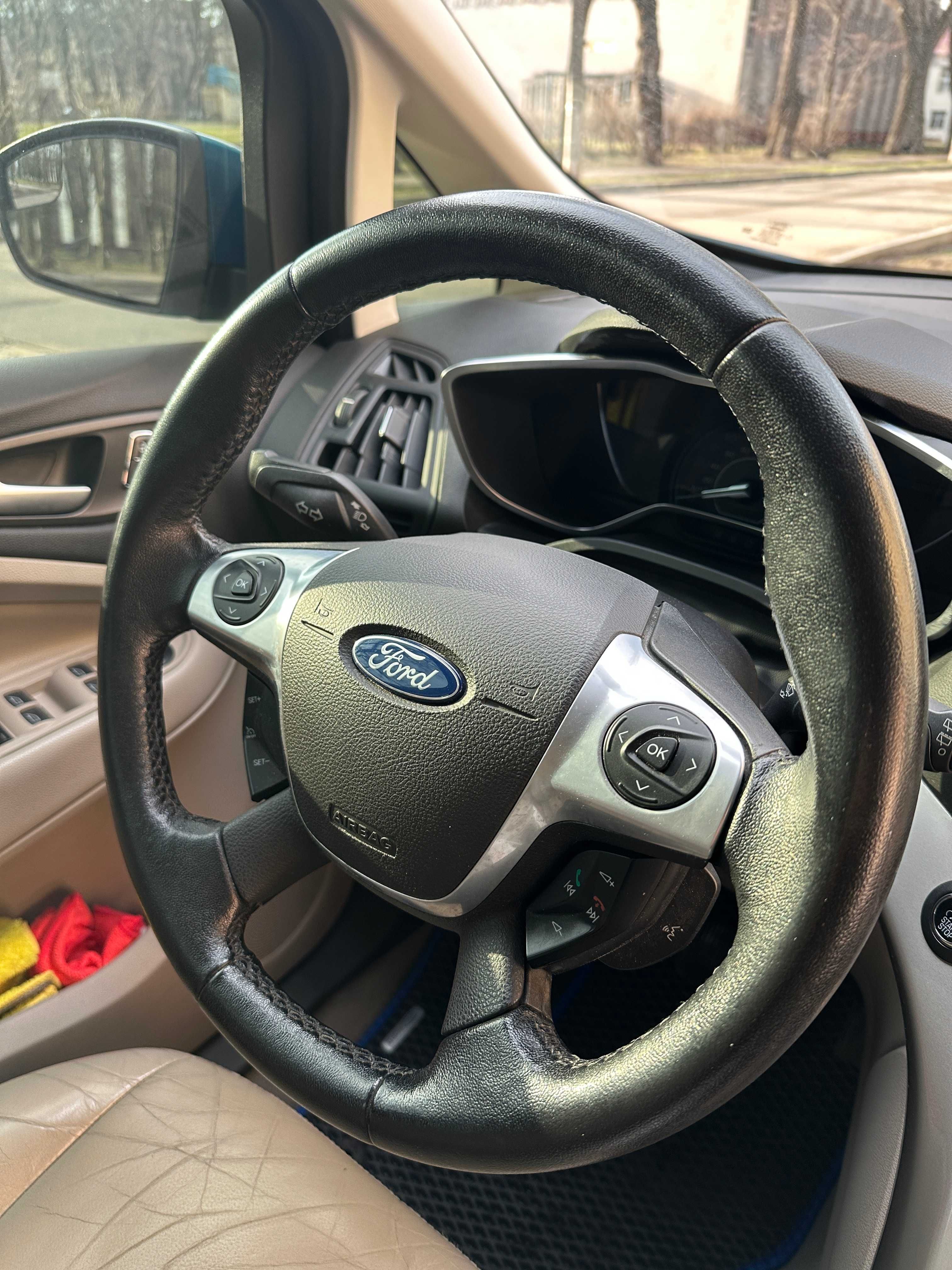 Ford C-MAX Hybrid 2015