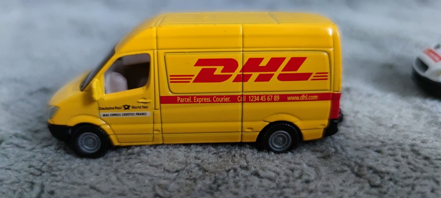 Auto Siku DHL i auto Poczta Polska