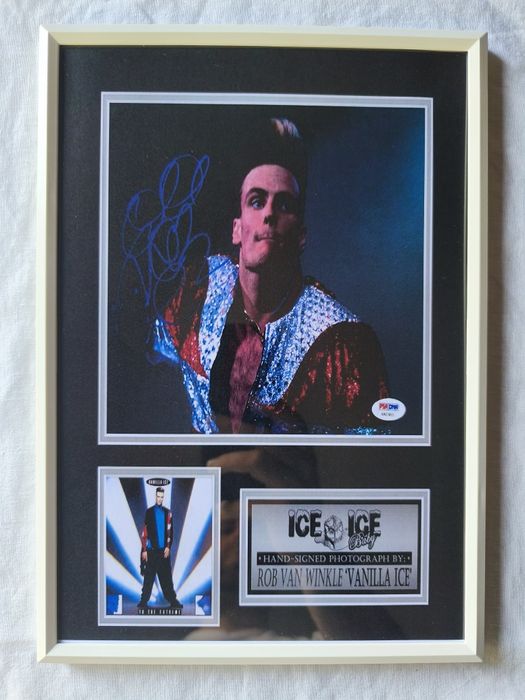 Moldura Singer Vanilla Ice com Autógrafo (A4)