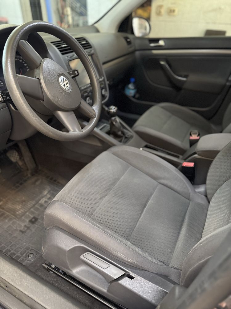 Продам VW Golf 5 2005 рік.