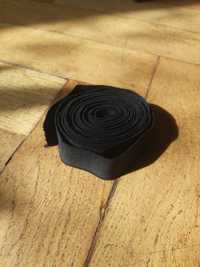 Czarna guma odzieżowa, szerokość 25mm