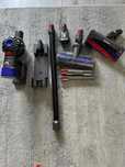 Sprzedam Dyson V 8