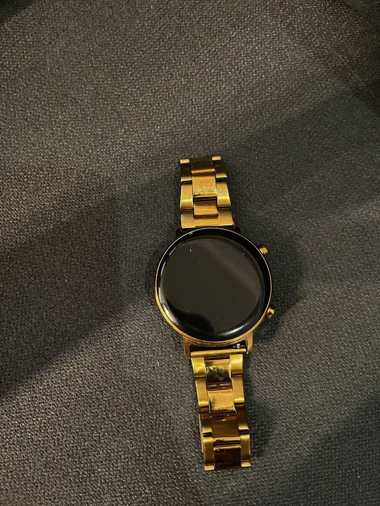 Huawei GT 2 elegant smartwatch