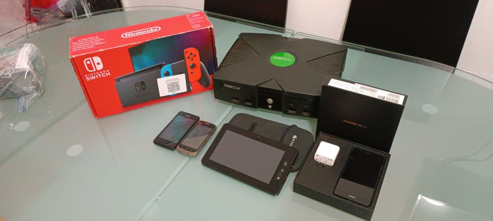 Lote de consola e outros gadgets ler descrição