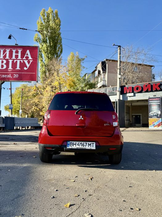 Mitsubishi Colt 2010 1.3 Расход 5-6л