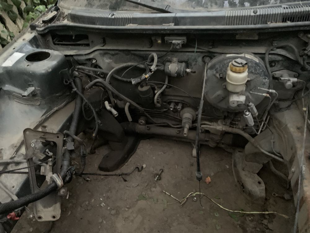 Розбираю на Запчастини Daewoo Nubira 1.6 Дейво Нубіра 1.6 1999року