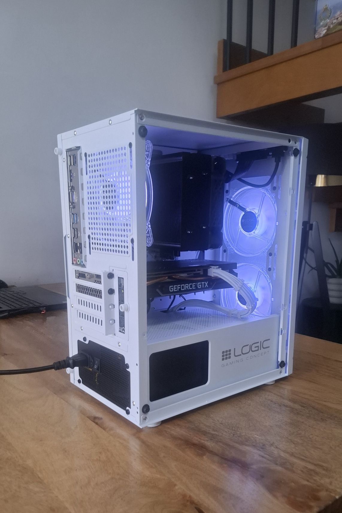 KOMPUTER GAMINGOWY | Ryzen 5 3600 | GTX 1660 Super | WI-Fi | GWARANCJA