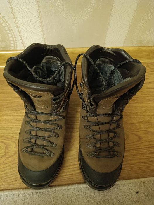 Трекінгові черевики Zamberlan
