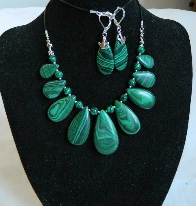 Malachit zielony - ekskluzywny zestaw biżuterii, kolia i kolczyki