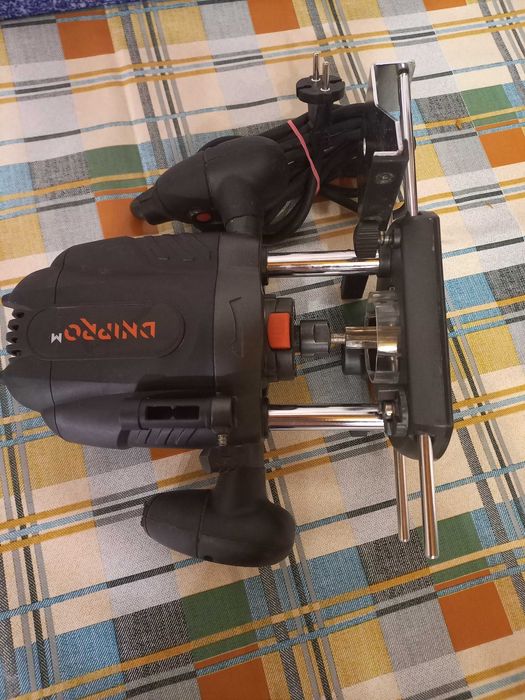 фрезер DNIPRO-M ER-160S