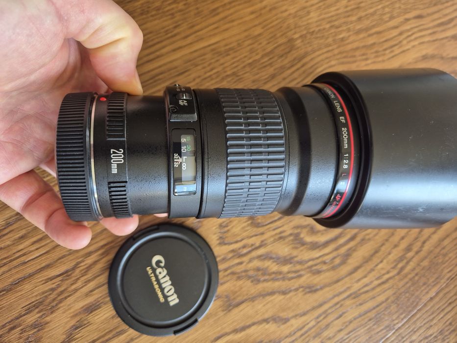 Elka 200mm Perfekcyjna L2.8 EF II W-wa