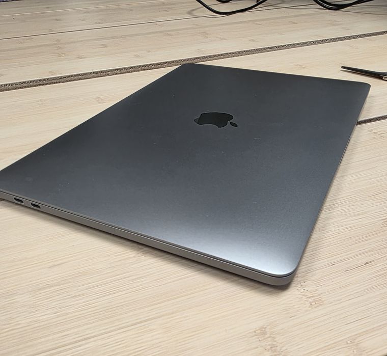 MacBook Pro 13" 2020