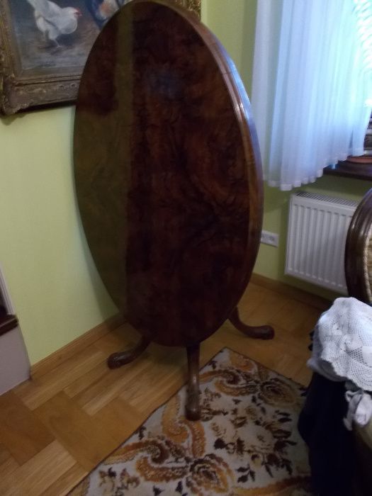 Stół stolik kawowyAntyk przedwojenny  Przepiękny orzech kaukaski ideał