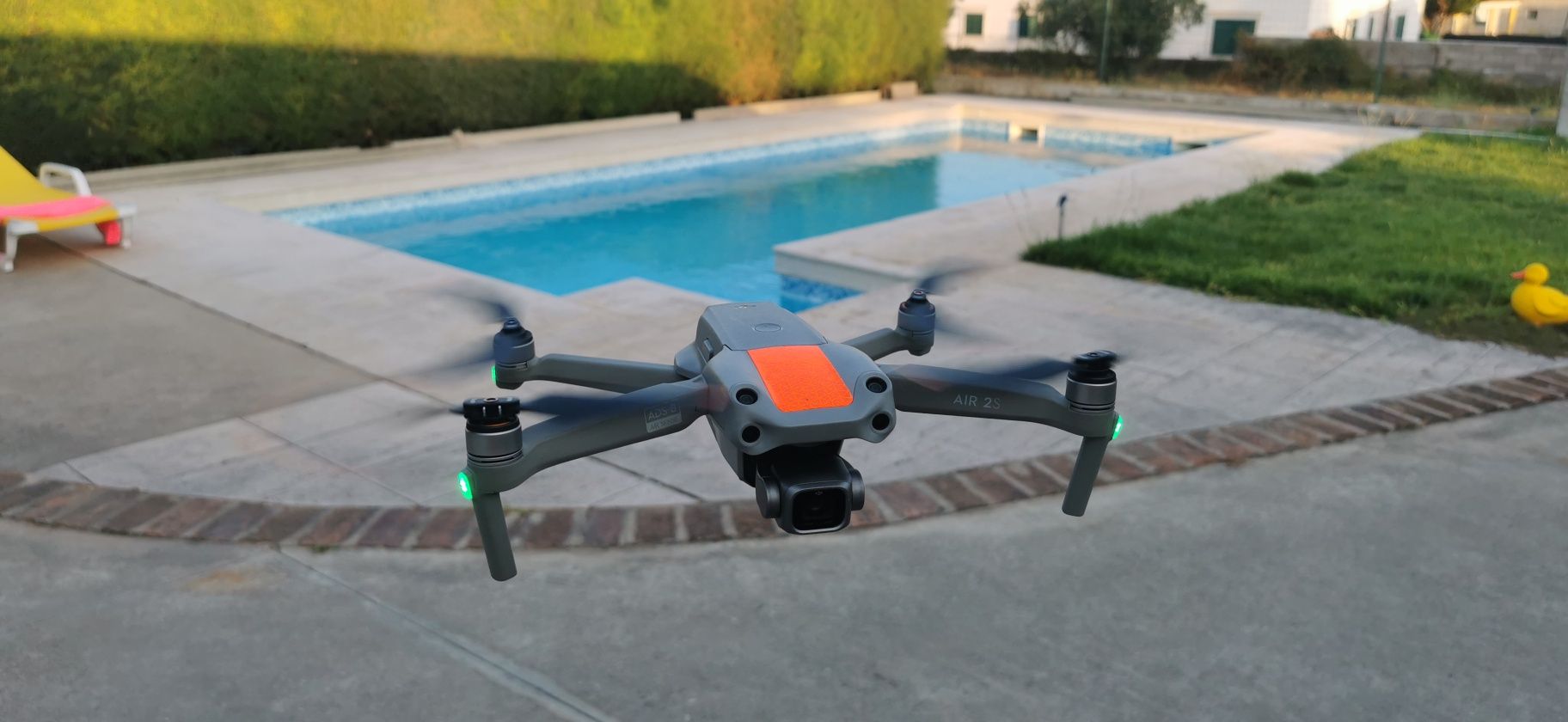 Drone dji Air2s praticamente novo, 5baterias!Muitos extras Dji!