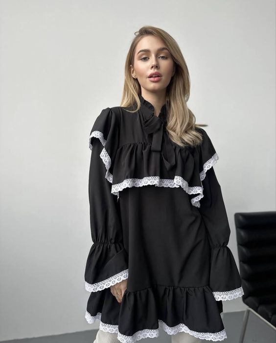 Сукня плаття з поясом