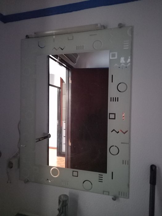 Espelho de casa de banho