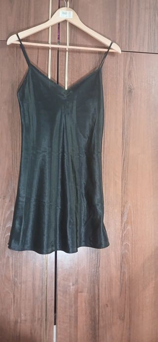 Женские вещи в нормальном состоянии