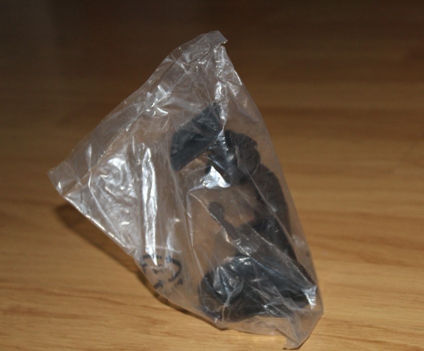 Câmara vigilância Auto Genius DVR-GPS 300D nova