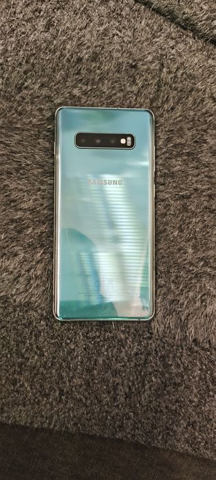 Samsung s10 plus(під відновлення)