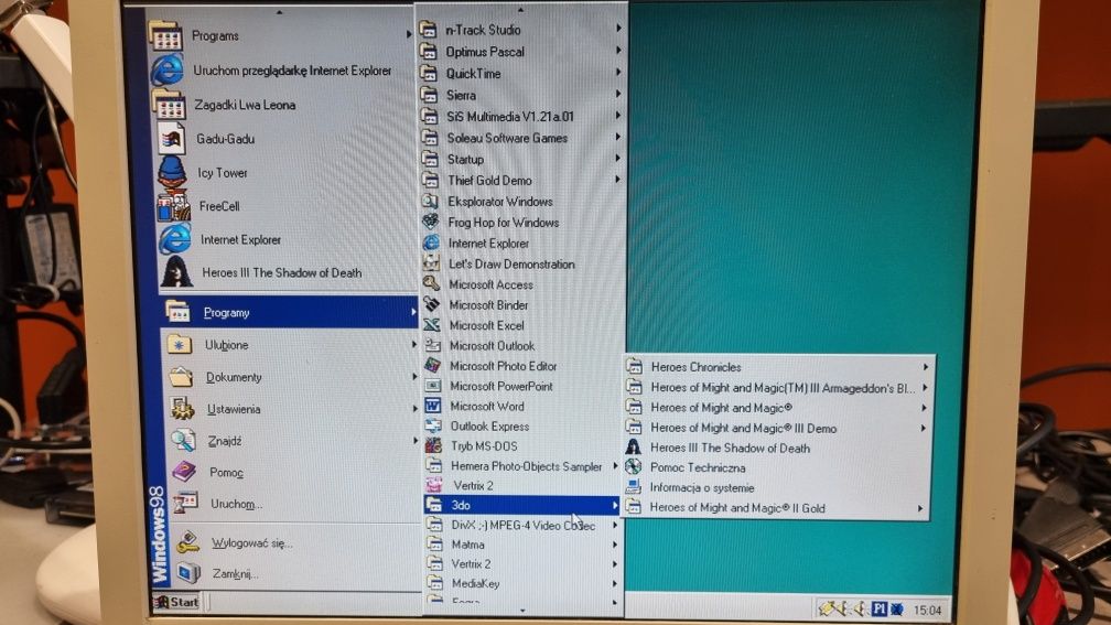 PC Chips PC100 BX PRO Slot 1 SdRAM PCI ISA SiS 6326 AGP