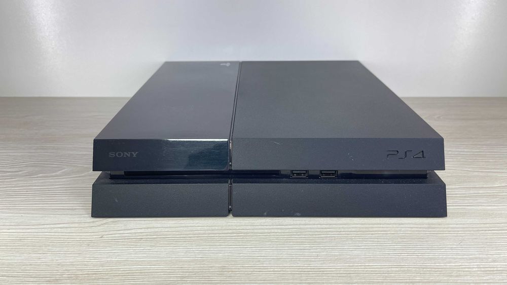 Konsola PlayStation 4 500GB CUH-1116A